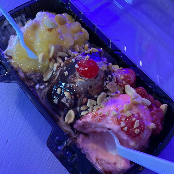 Meet your Posher, Jessica - Picture 7 of 12